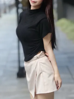 WAKISAKA AYAKA | Club Firenze